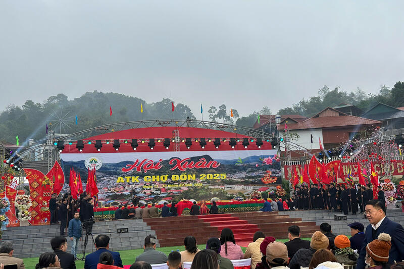 Nghi Lễ cầu mùa của người Tày tại Hội Xuân ATK 2025, do Nghệ nhân dân gian Bế Đình Giai thực hành ( Ảnh Hà Tuyết)